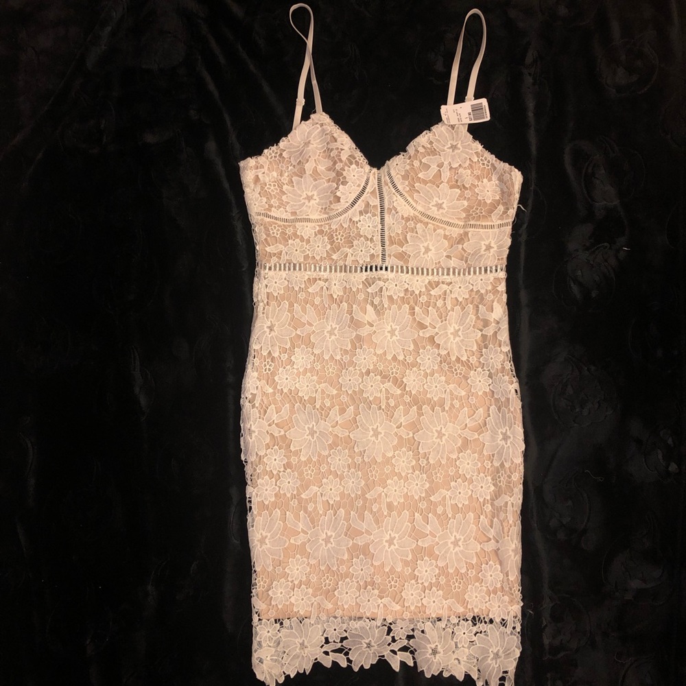 White lace dress